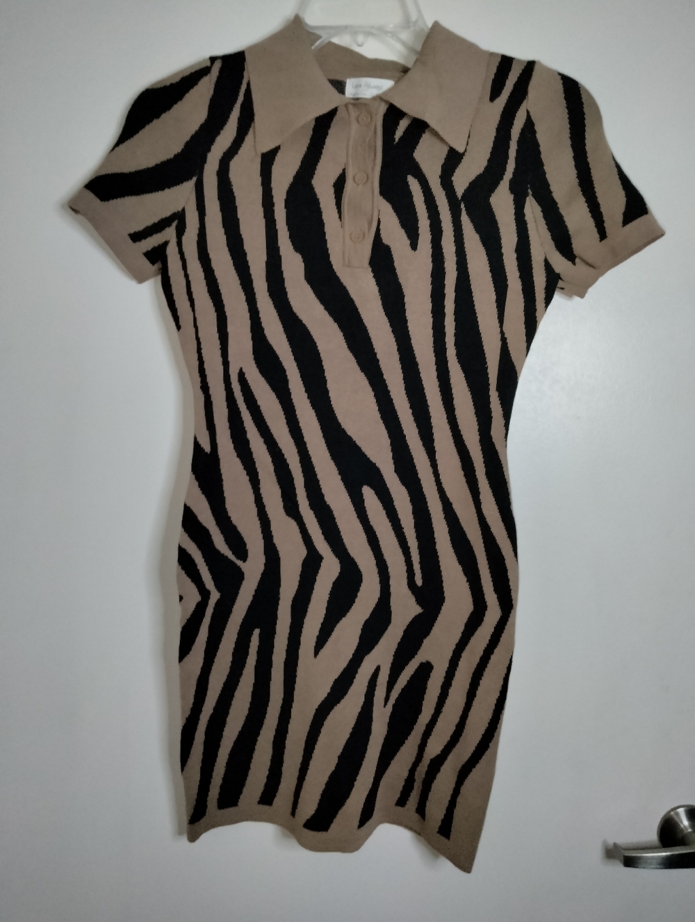 Love Always (Size XL) Animal Print Polo Knit SS Mini Dress in Beige and Black